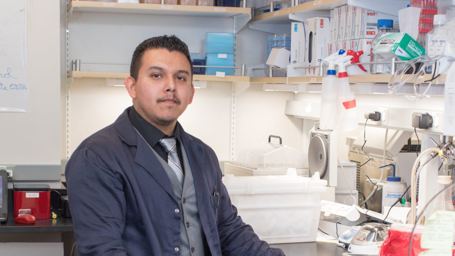 Juan Bravo portrait in USC laboratory