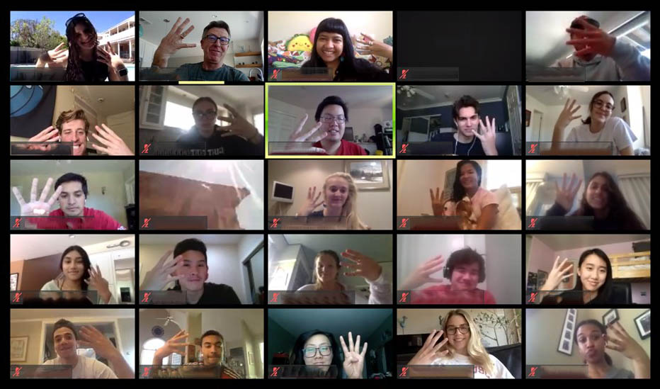 Zoom screenshot of Walsh’s students holding up four fingers to represent their course, Gero 414, Neurobiology of Aging.